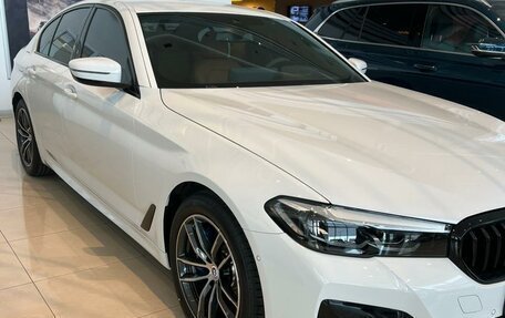 BMW 5 серия, 2023 год, 8 300 000 рублей, 1 фотография