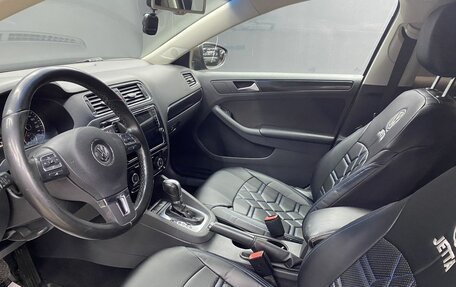 Volkswagen Jetta VI, 2012 год, 1 010 000 рублей, 10 фотография