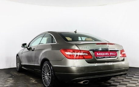Mercedes-Benz E-Класс, 2011 год, 1 440 000 рублей, 7 фотография