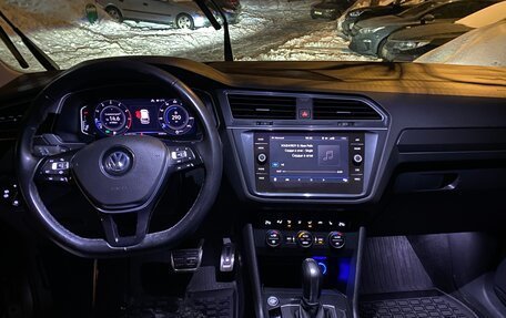 Volkswagen Tiguan II, 2019 год, 3 400 000 рублей, 13 фотография