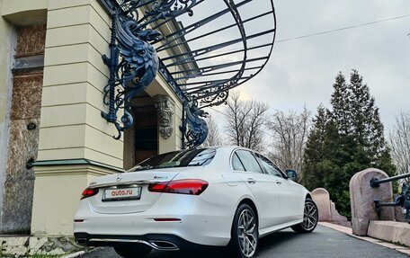 Mercedes-Benz E-Класс, 2021 год, 5 700 000 рублей, 3 фотография