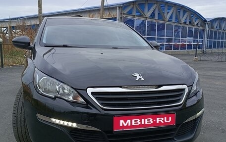 Peugeot 308 II, 2015 год, 1 350 000 рублей, 1 фотография