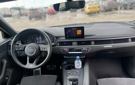 Audi A4, 2018 год, 3 140 000 рублей, 18 фотография