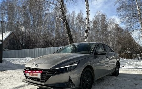 Hyundai Elantra, 2023 год, 2 500 000 рублей, 12 фотография