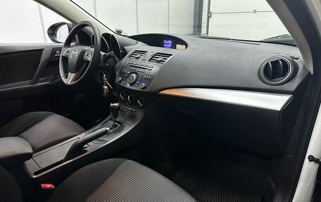 Mazda 3, 2012 год, 1 099 000 рублей, 13 фотография