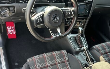 Volkswagen Golf GTI VII, 2019 год, 3 100 000 рублей, 7 фотография