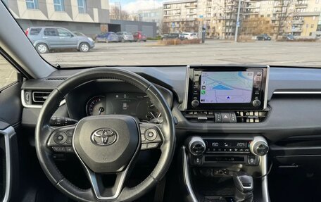 Toyota RAV4, 2019 год, 2 100 000 рублей, 11 фотография