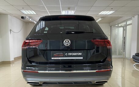 Volkswagen Tiguan II, 2019 год, 3 299 999 рублей, 5 фотография