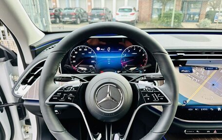 Mercedes-Benz E-Класс, 2024 год, 10 150 000 рублей, 11 фотография