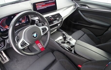 BMW 5 серия, 2021 год, 6 350 000 рублей, 11 фотография