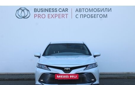 Toyota Camry, 2019 год, 3 226 000 рублей, 2 фотография