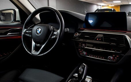 BMW 5 серия, 2020 год, 39 000 рублей, 21 фотография