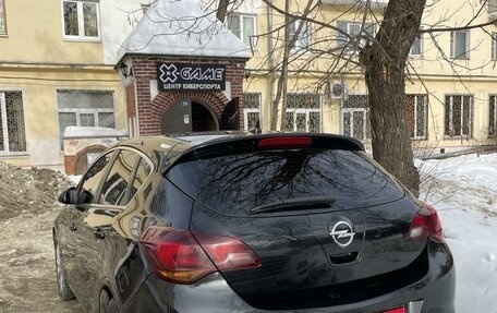 Opel Astra J, 2011 год, 950 000 рублей, 4 фотография
