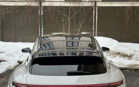 Porsche Taycan I, 2022 год, 13 950 000 рублей, 6 фотография