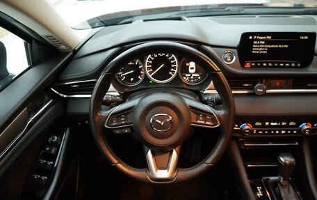 Mazda 6, 2020 год, 3 099 900 рублей, 39 фотография