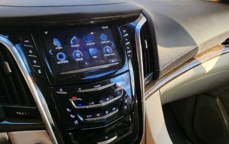 Cadillac Escalade IV, 2018 год, 6 450 000 рублей, 12 фотография