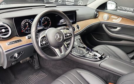 Mercedes-Benz E-Класс, 2019 год, 4 950 000 рублей, 16 фотография