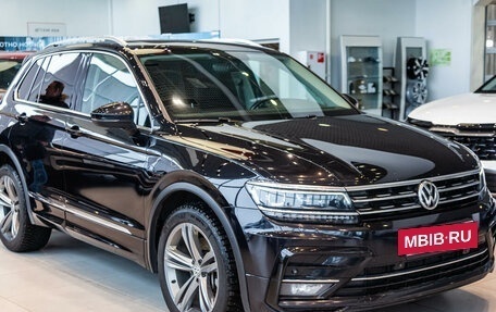 Volkswagen Tiguan II, 2018 год, 3 328 789 рублей, 7 фотография