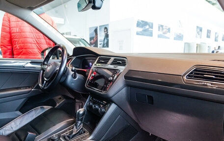 Volkswagen Tiguan II, 2018 год, 3 328 789 рублей, 12 фотография
