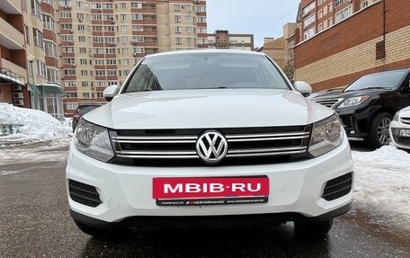 Volkswagen Tiguan I, 2017 год, 2 100 000 рублей, 2 фотография