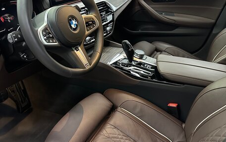 BMW 5 серия, 2020 год, 5 500 000 рублей, 8 фотография