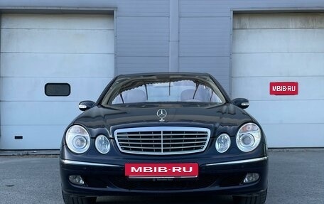 Mercedes-Benz E-Класс, 2005 год, 1 100 000 рублей, 2 фотография