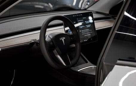 Tesla Model Y I, 2023 год, 6 990 000 рублей, 14 фотография