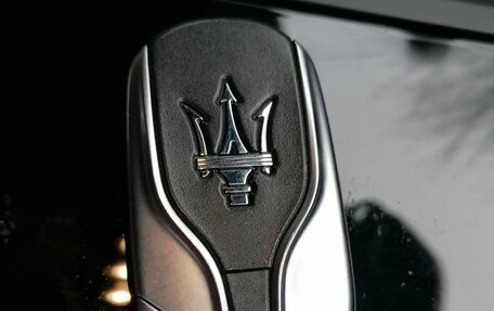 Maserati Levante I, 2018 год, 6 400 000 рублей, 27 фотография
