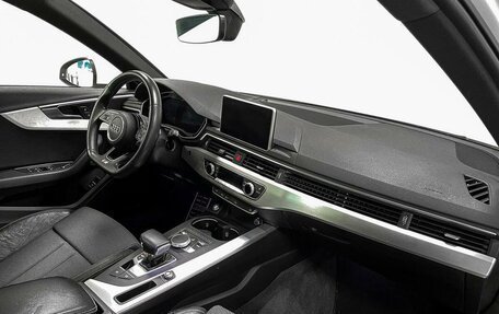 Audi A4, 2018 год, 2 698 000 рублей, 9 фотография