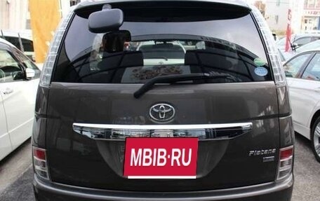 Toyota ISis I, 2017 год, 1 089 000 рублей, 5 фотография
