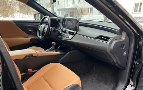 Lexus ES VII, 2021 год, 4 900 000 рублей, 10 фотография