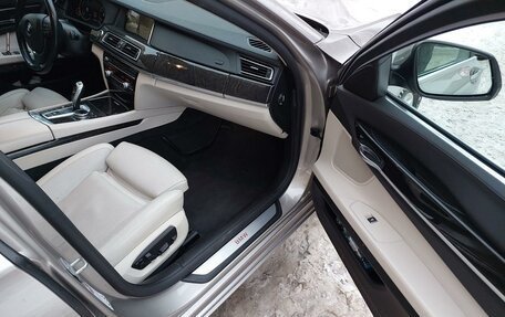 BMW 7 серия, 2014 год, 2 500 000 рублей, 22 фотография