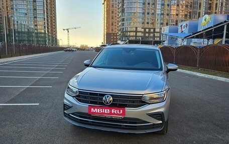 Volkswagen Tiguan II, 2021 год, 3 500 000 рублей, 15 фотография