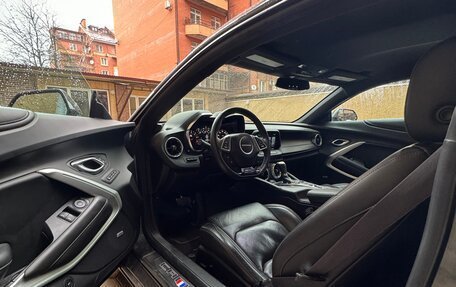 Chevrolet Camaro VI, 2017 год, 4 500 000 рублей, 6 фотография