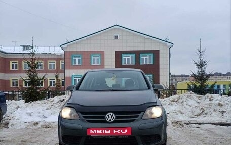 Volkswagen Golf Plus I, 2008 год, 695 000 рублей, 2 фотография