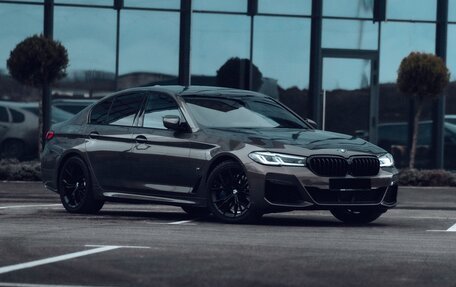 BMW 5 серия, 2020 год, 6 299 000 рублей, 3 фотография