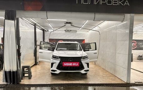 Lexus LX III, 2017 год, 8 990 000 рублей, 3 фотография