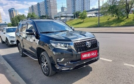 Toyota Land Cruiser Prado 150 рестайлинг 2, 2018 год, 4 390 000 рублей, 7 фотография