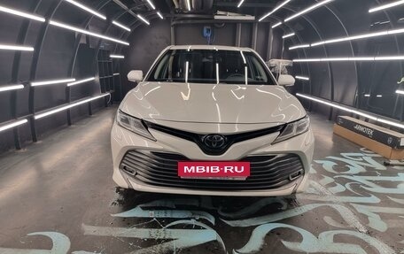 Toyota Camry, 2019 год, 2 610 000 рублей, 1 фотография