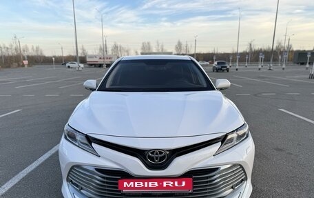 Toyota Camry, 2019 год, 2 940 000 рублей, 8 фотография