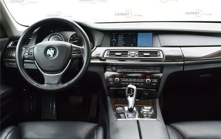 BMW 7 серия, 2012 год, 2 200 000 рублей, 6 фотография