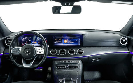 Mercedes-Benz E-Класс, 2020 год, 4 287 000 рублей, 10 фотография