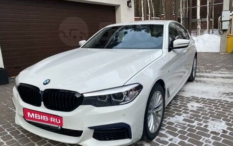 BMW 5 серия, 2019 год, 3 800 000 рублей, 4 фотография