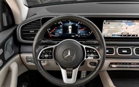 Mercedes-Benz GLS, 2019 год, 10 000 000 рублей, 17 фотография