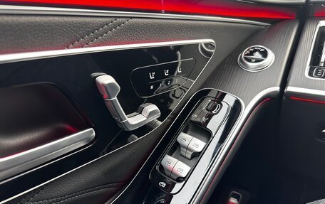 Mercedes-Benz S-Класс AMG, 2023 год, 30 000 000 рублей, 19 фотография