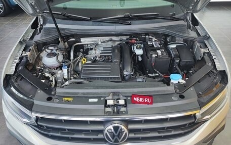 Volkswagen Tiguan II, 2021 год, 2 690 000 рублей, 25 фотография