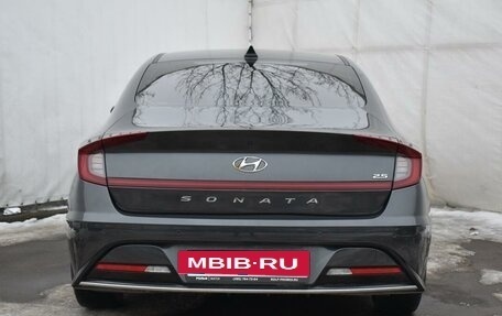 Hyundai Sonata VIII, 2021 год, 3 030 000 рублей, 6 фотография