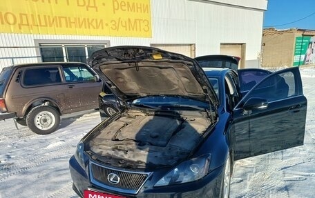 Lexus IS II рестайлинг 2, 2009 год, 1 400 000 рублей, 12 фотография