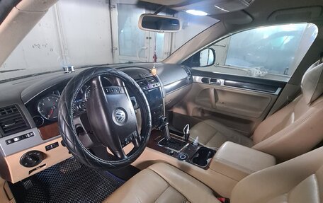 Volkswagen Touareg III, 2007 год, 1 200 000 рублей, 8 фотография