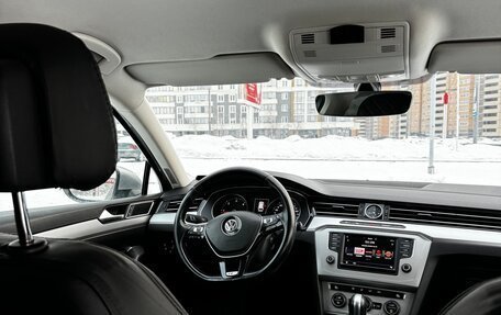 Volkswagen Passat B8 рестайлинг, 2017 год, 1 699 999 рублей, 5 фотография